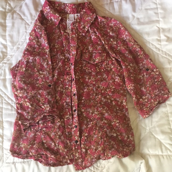 Floral print button up - Picture 4 of 6